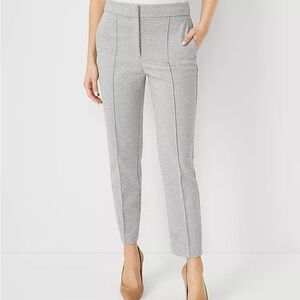 Ann Taylor High Waist Slim Ankle Pant in Houndstooth Knit, Size 4